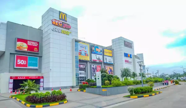 Featured Image of Malls Near Sobha World City